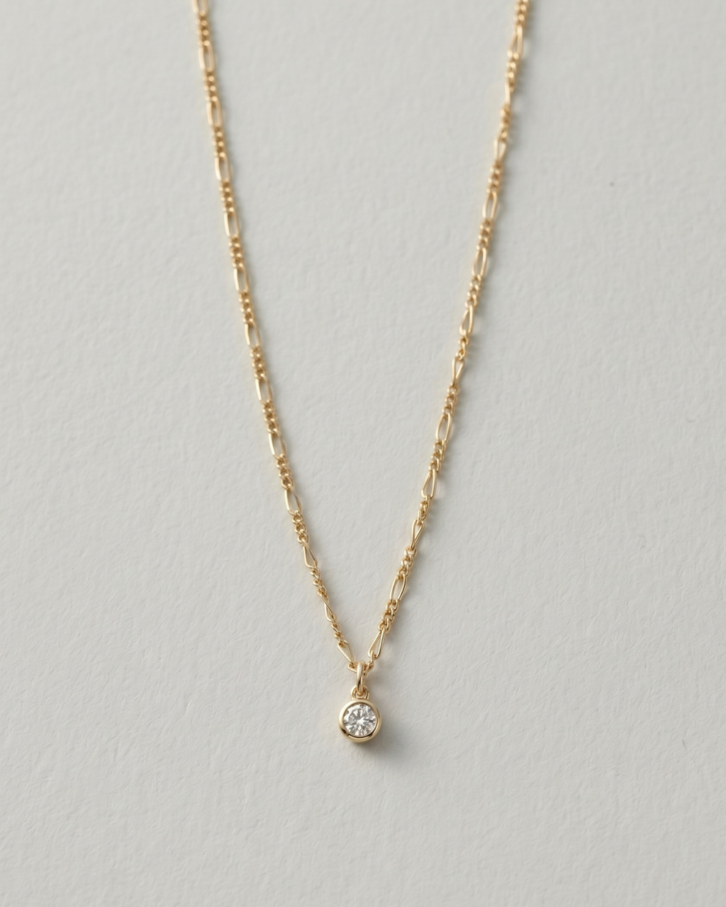 Caio Solitaire Necklace
