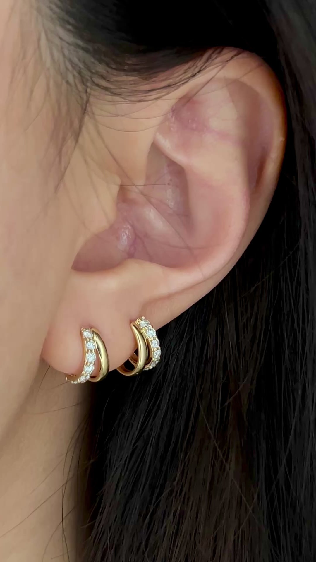 14K Tomas Pavé Hoop Studs